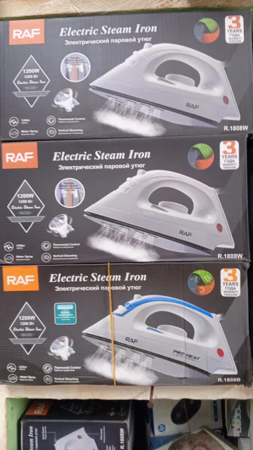 Fer à repasser vapeur électrique RAF 1200W