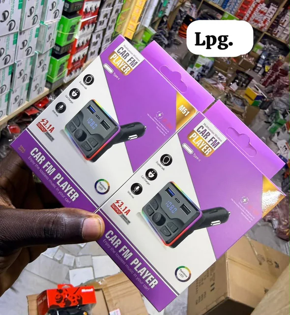 Lecteur FM pour voiture avec chargeur USB