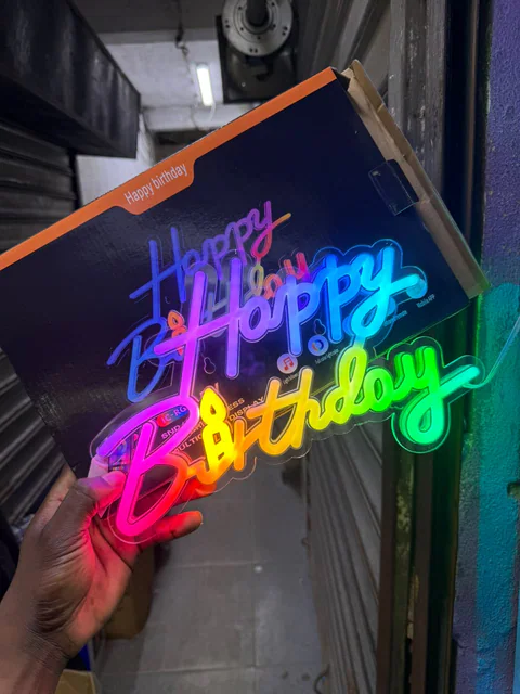 Décoration lumineuse Happy Birthday
