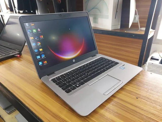 HP core i7